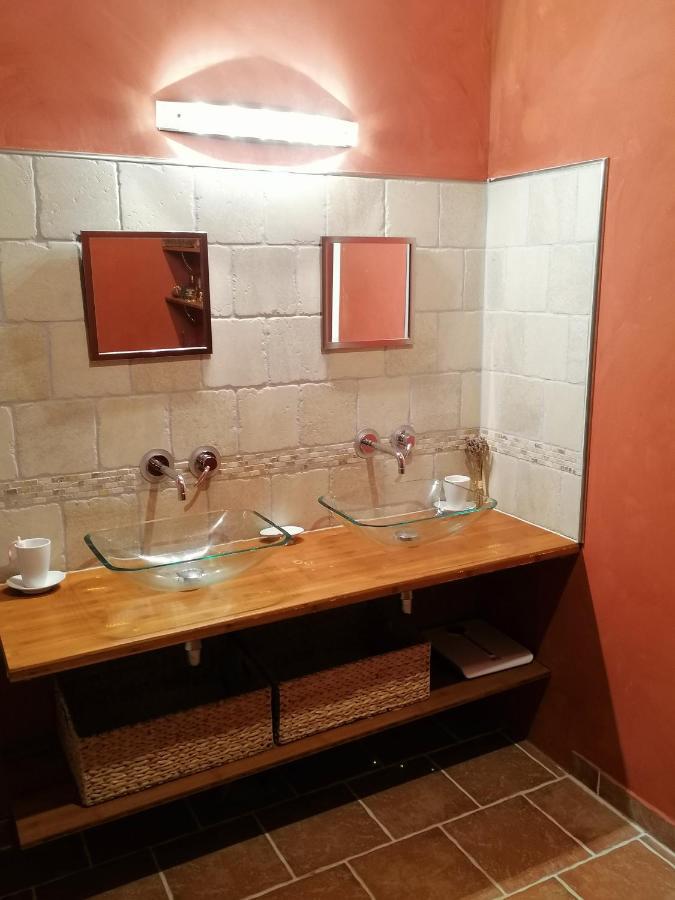 Commes Maison Renovee En Pierres Sejour Spacieux Avec Jardin Et Terrasse Amenagee Pres Omaha Beach & Bayeux A 5Mn De La Mer Tous Commerces מראה חיצוני תמונה