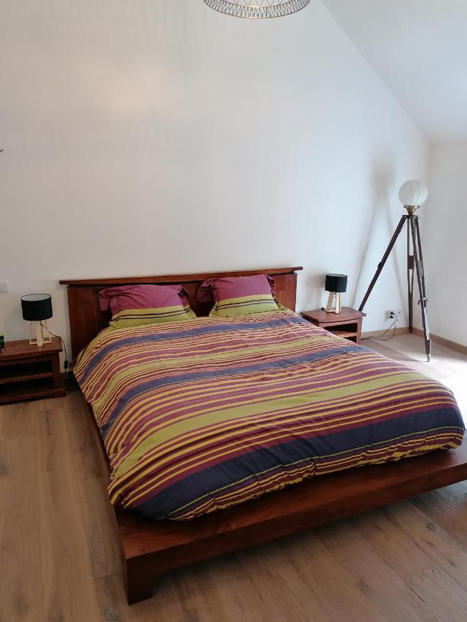 Commes Maison Renovee En Pierres Sejour Spacieux Avec Jardin Et Terrasse Amenagee Pres Omaha Beach & Bayeux A 5Mn De La Mer Tous Commerces מראה חיצוני תמונה